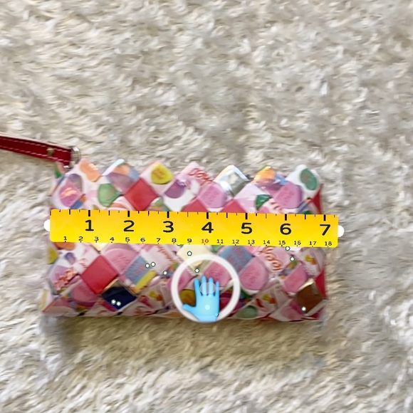 Nahui Ollin Sweethearts Wrapper Wristlet - Picture 3 of 6